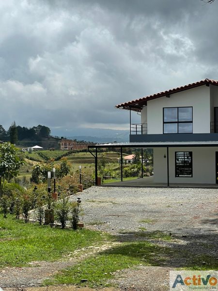 Finca disponible para Arriendo en Guarne Autopista Medellin-Bogota Foto numero 1